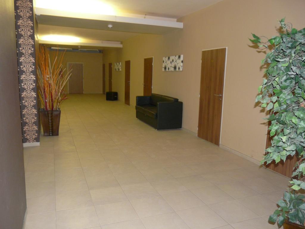 Hotel Ondras Zlín Екстериор снимка