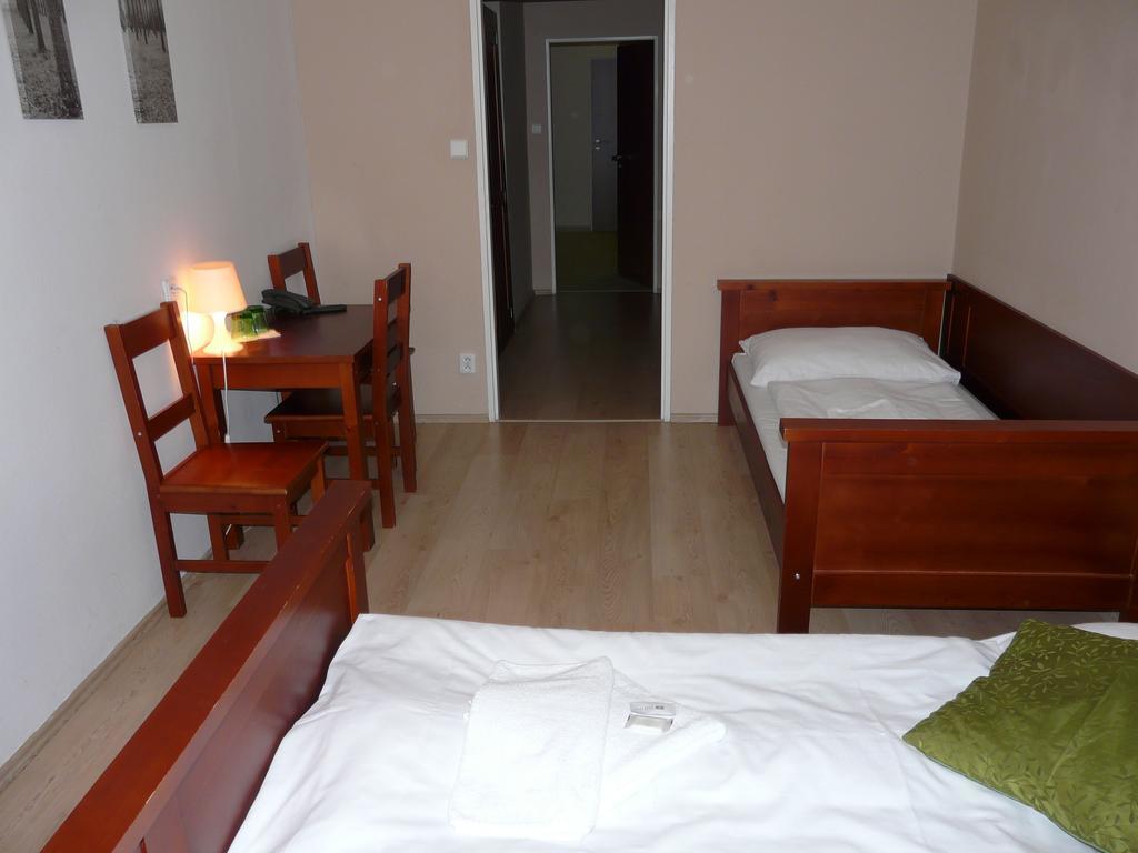 Hotel Ondras Zlín Стая снимка