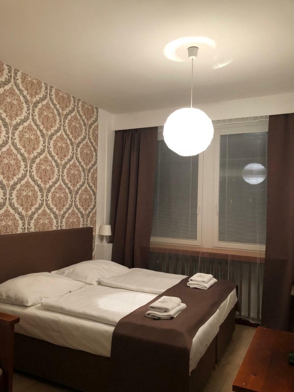 Hotel Ondras Zlín Екстериор снимка